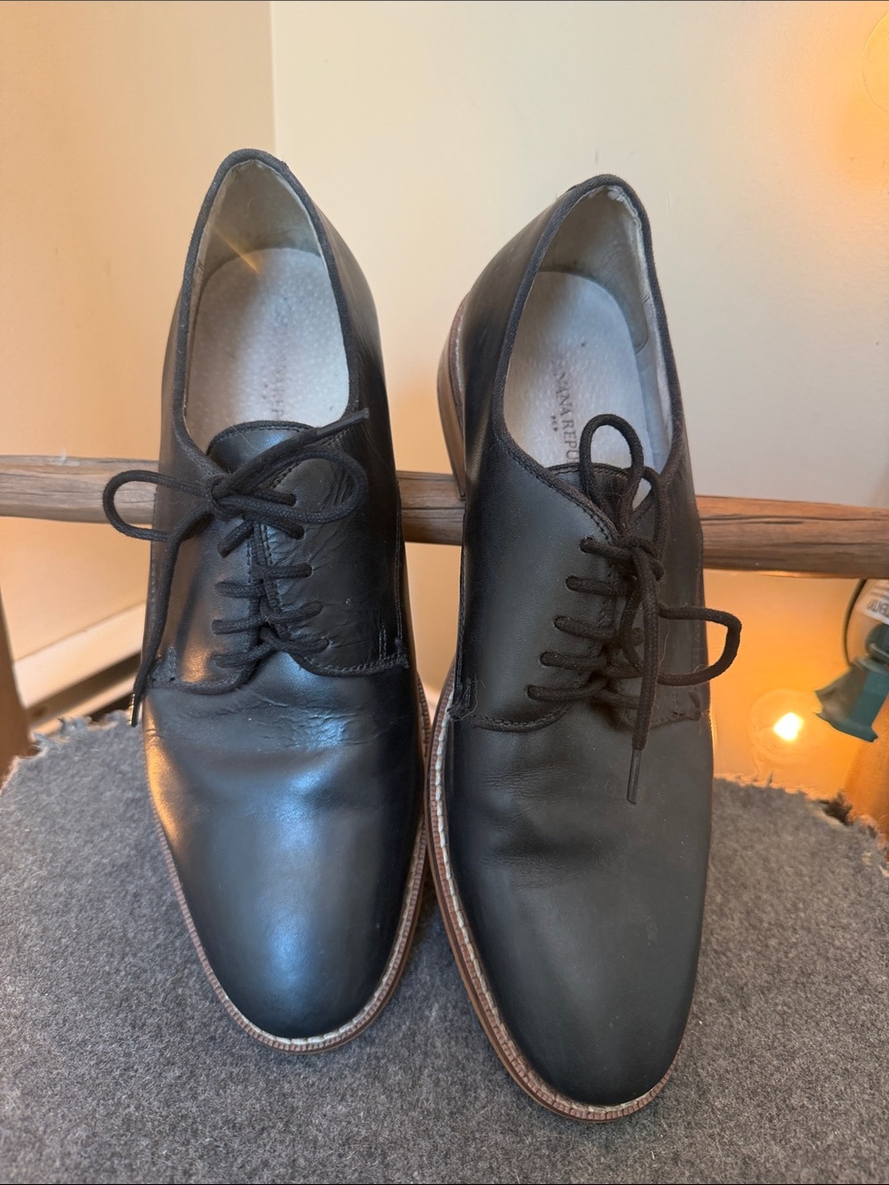 Banana Republic Black Leather Derby Shoes